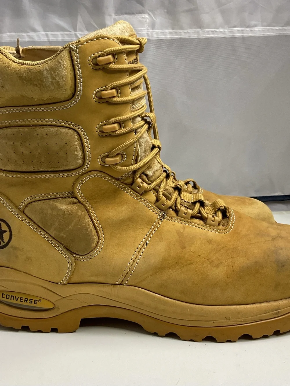 Converse rugged men’s